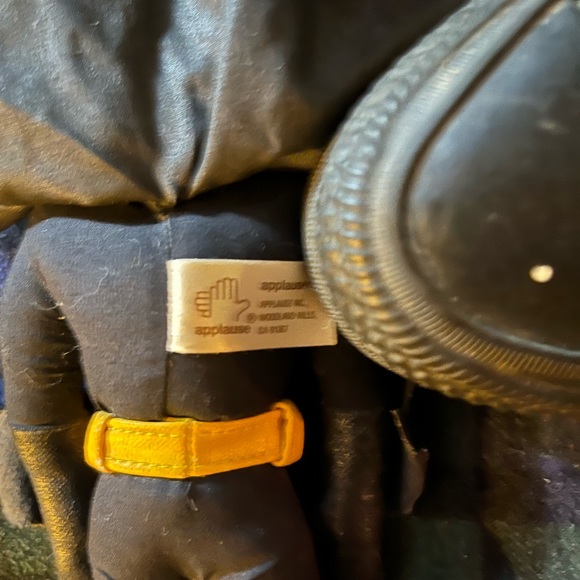 Collectors Batman ‘89 Converse + Toy - Picture 10 of 13